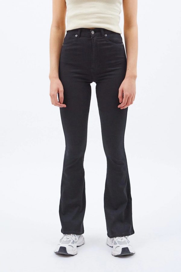 Moxy flared black dr denim