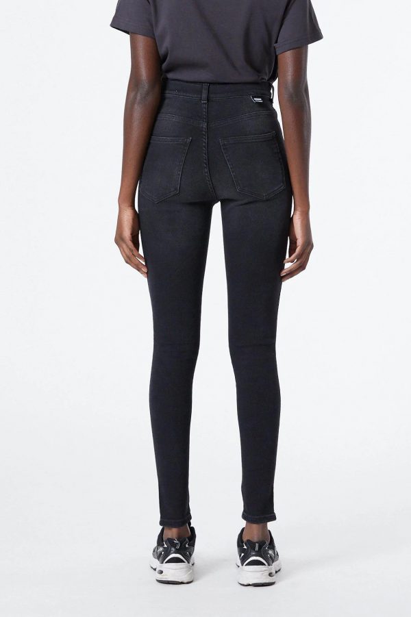 Moxy black mist dr denim