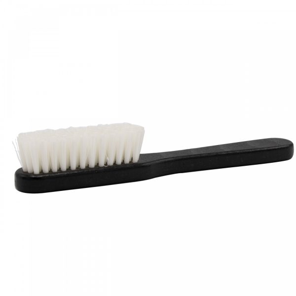 Carbon cleaning brush