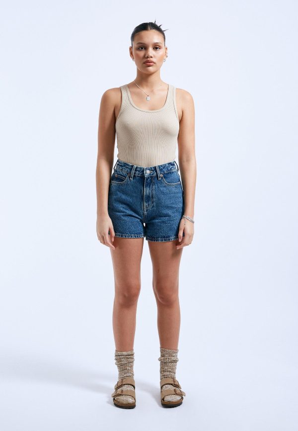 Nora short stream mid retro Dr. Denim