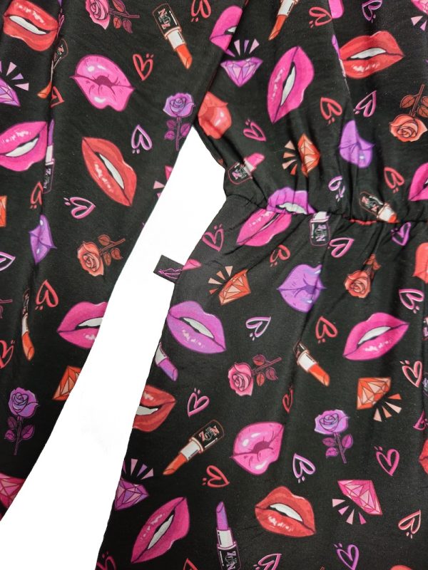 Alice kusjes print jurk kisses print dress Zoen Woman lips lippen